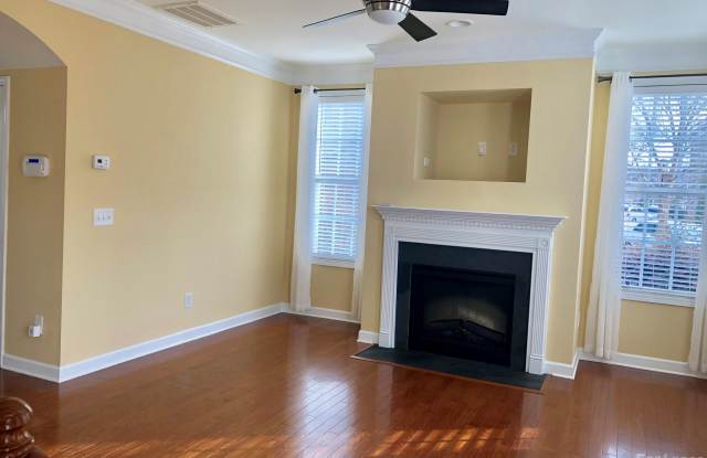 9706 Longstone Lane Gallery 2