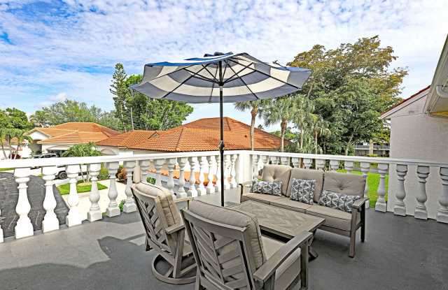 11921 Seabreeze Cove Lane Gallery 1