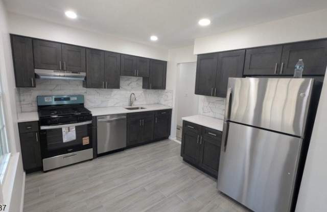 63 S Spruce St photos photos