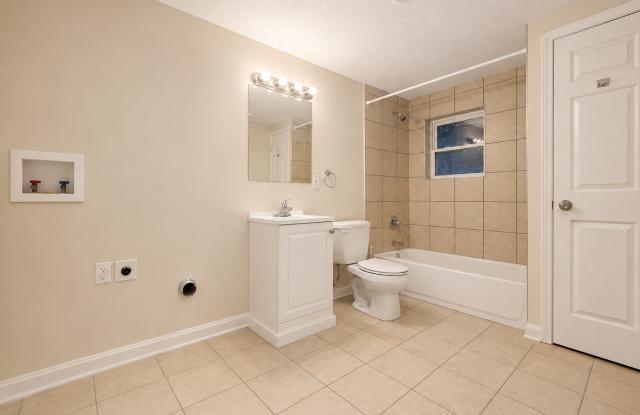 Auburndale Place Gallery 4