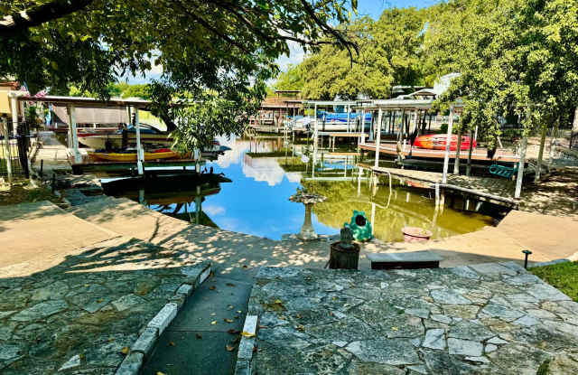 WATERFRONT HOME ON LAKE GRANBURY photos photos