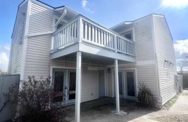 1814 Fox Run Drive* - 4* - 1814 Fox Run Drive, Lake Charles, LA 70606