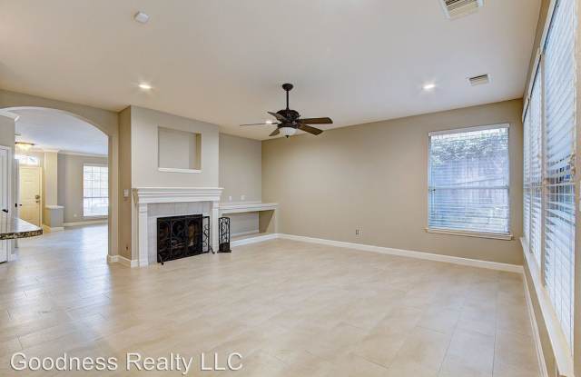 7112 Wandering Oaks Road Gallery 4