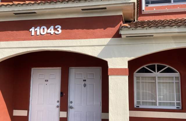 11043 W Okeechobee Rd photos photos