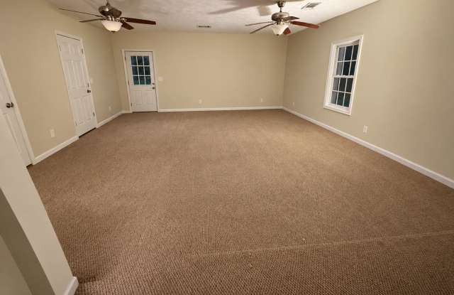 5812 Eastside Drive Gallery 4