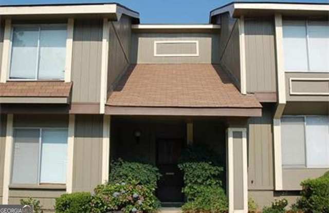 142 Stoneridge Drive Gallery 1