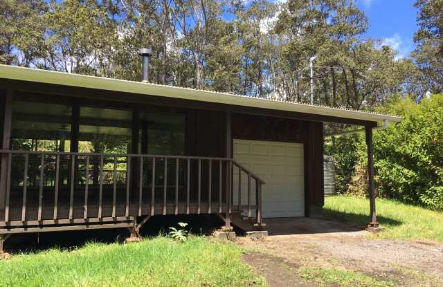 Cozy 3BR / 1.5BA Home in Volcano - 11-3873 First Street, Volcano, HI 96785