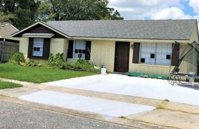 121 Sorority Drive photos photos