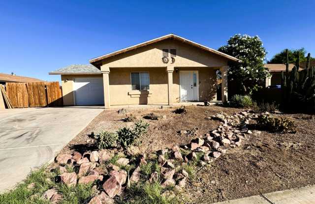 Charming 3 Bed/ 2 Bath at Amistad Estates in Somerton AZ - 726 Calle Nueva Vida, Somerton, AZ 85350
