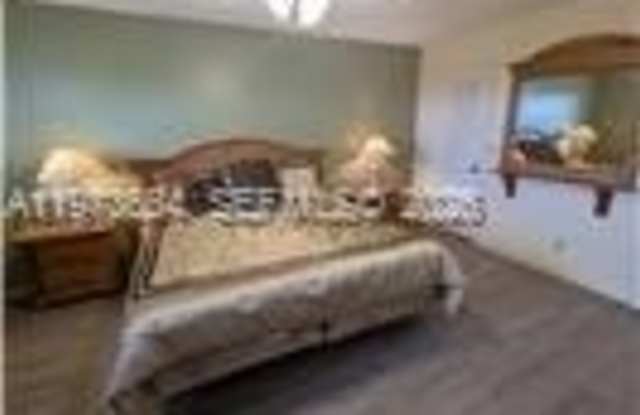 4047 NW 16 photos photos