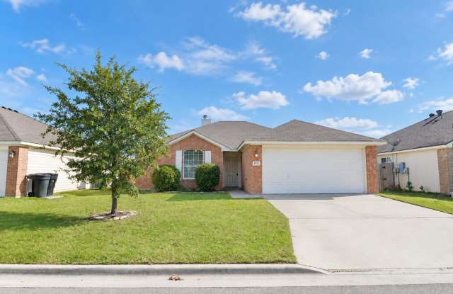 1707 Wood Creek Dr Gallery 2
