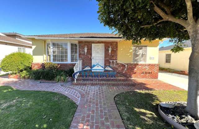 2632 South Averill Avenue photos photos