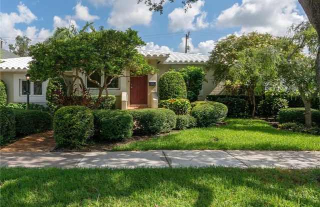 321 SW 17 Street - 321 Southwest 17th Street, Fort Lauderdale, FL 33315