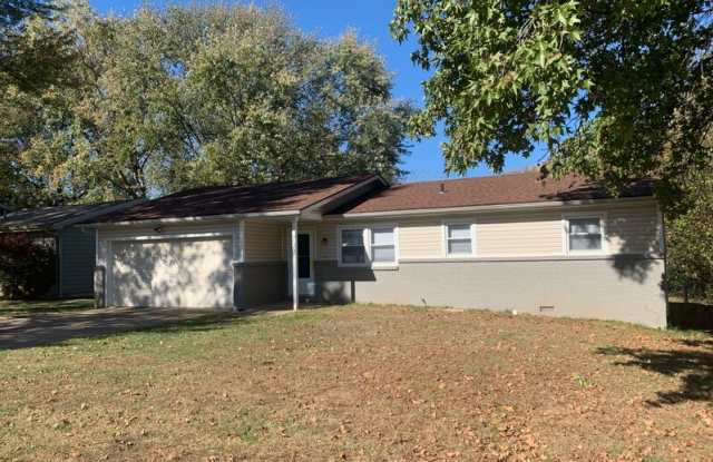 731 W Greenwood photos photos