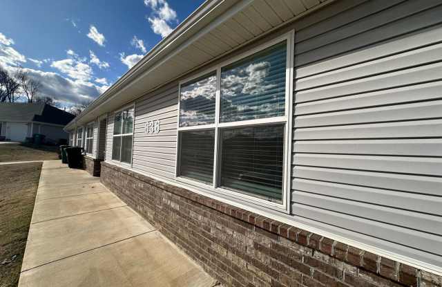 636 Hidden Springs Dr. photos photos