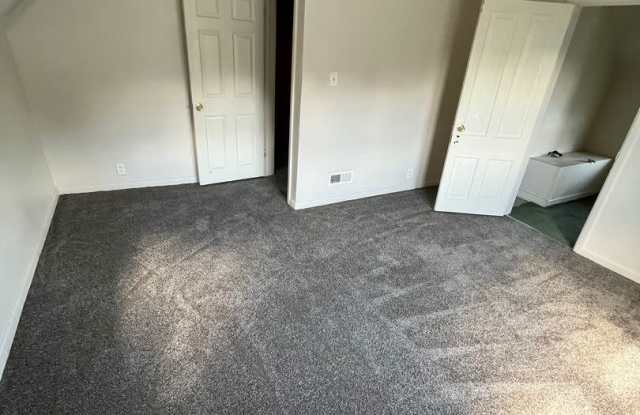 2 bedroom duplex Gallery 4