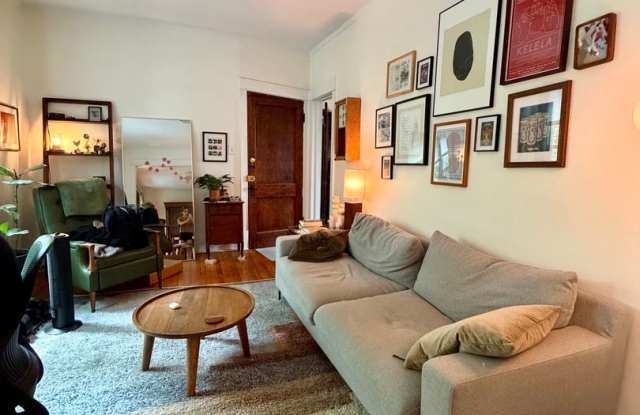 2701 N Whipple Gallery 4