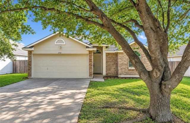 3715 Westfield Drive photos photos