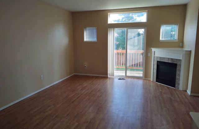 680 SW Dillan Drive Gallery 4