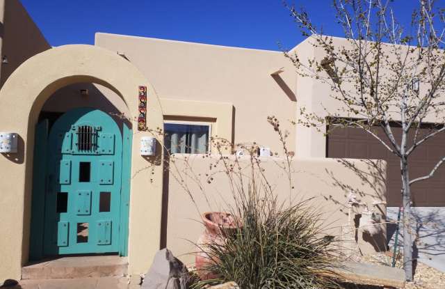 AVAILABLE NOW: Over-55 Town House for Rent photos photos