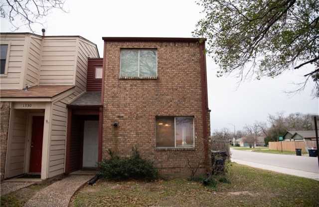 1328 Airline Drive photos photos