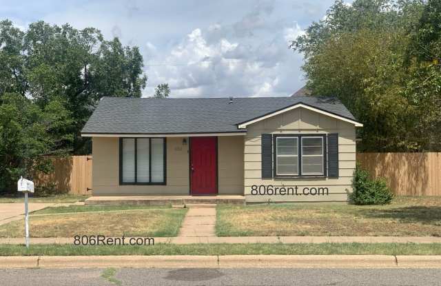 Charming 3 Bedroom Home - Available September 1st 2025 photos photos