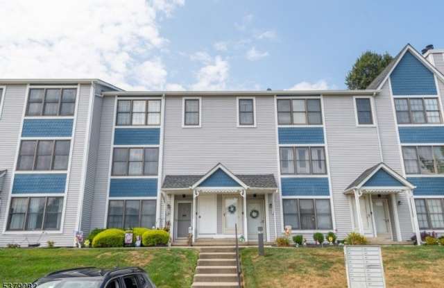24 Heritage Ln Gallery 1