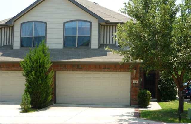 1221 Plaza Way - 1221 Plaza Way, Richardson, TX 75080