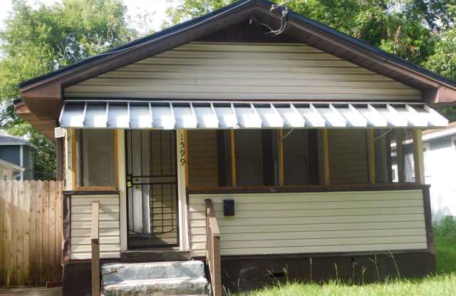 Three Bedroom 1 Bath on quiet street photos photos