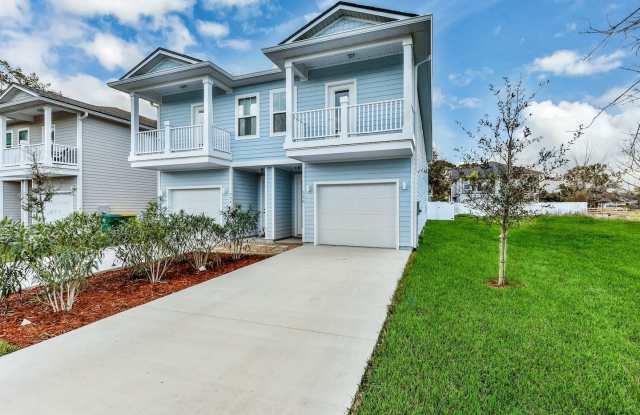 776 6th Avenue South - 776 6th Avenue South, Jacksonville Beach, FL 32250