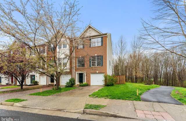 1099 LONGVIEW LANE photos photos