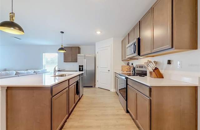 38407 TEA ROSE Avenue Gallery 2