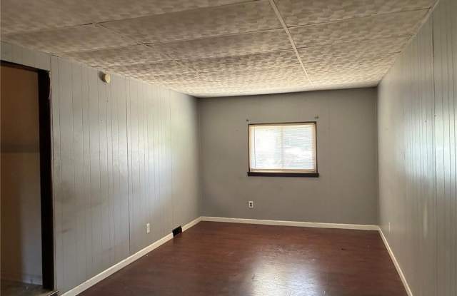 1285 Pamela Drive Gallery 3