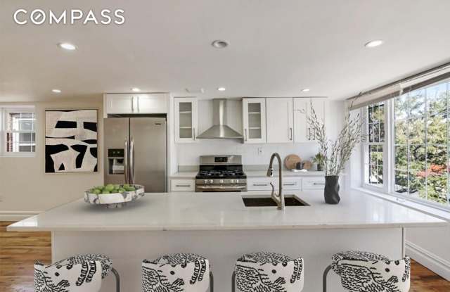 552 Pennsylvania Avenue photos photos