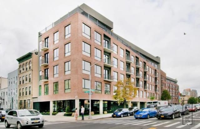 217 Green st - 217 Green St, Brooklyn, NY 11222