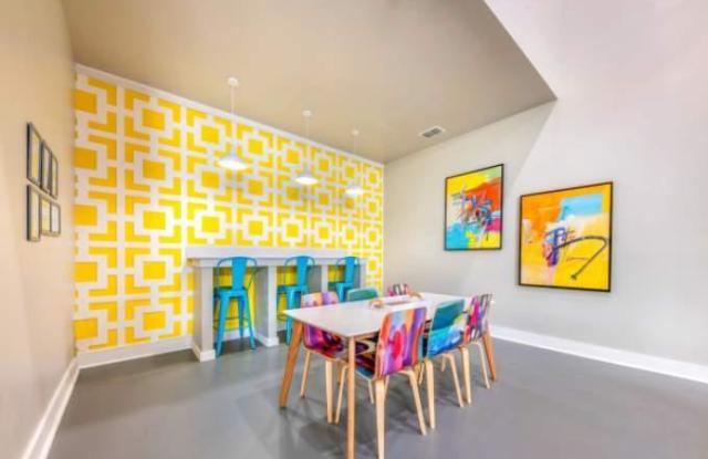 1877 Burton Dr Gallery 3
