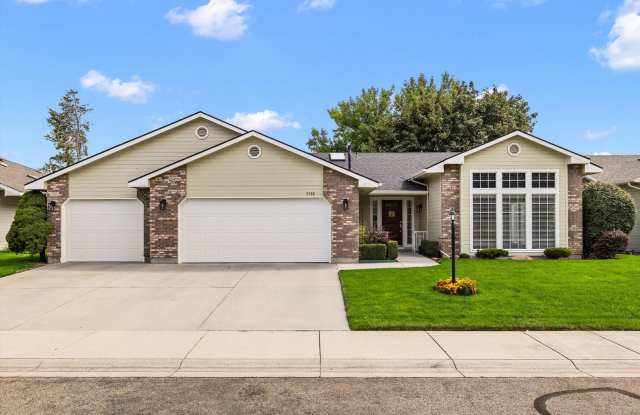Spacious 3-Bedroom Meridian Home with Two Living Areas & EV Charging photos photos