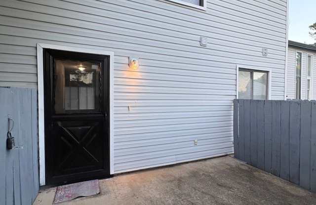 261 Country Club Drive Gallery 1