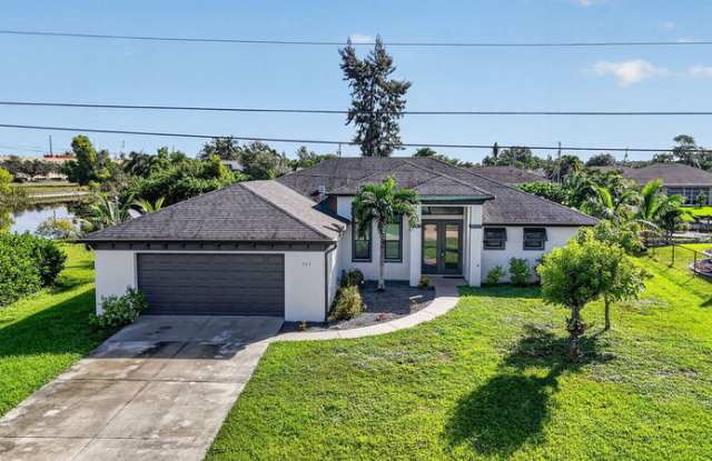 503 SW 11th Ct Gallery 1