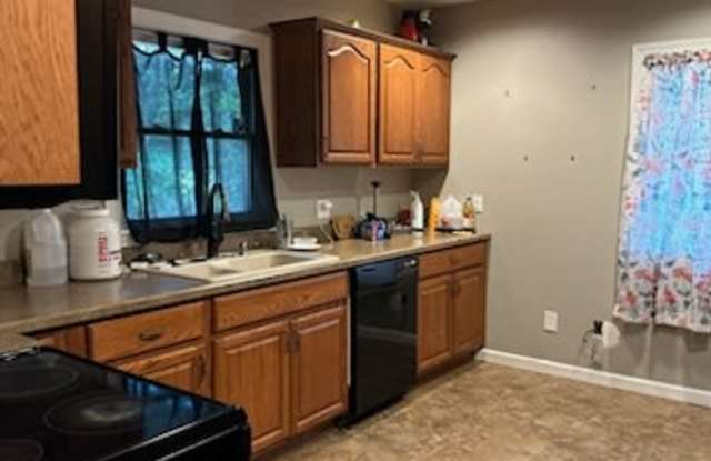 3120 Douglas St photos photos