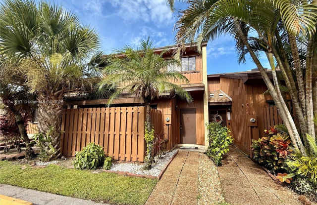 4192 SW 87th Ter photos photos