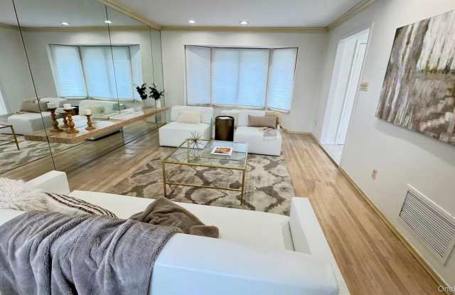 74 Rockland Drive Gallery 3