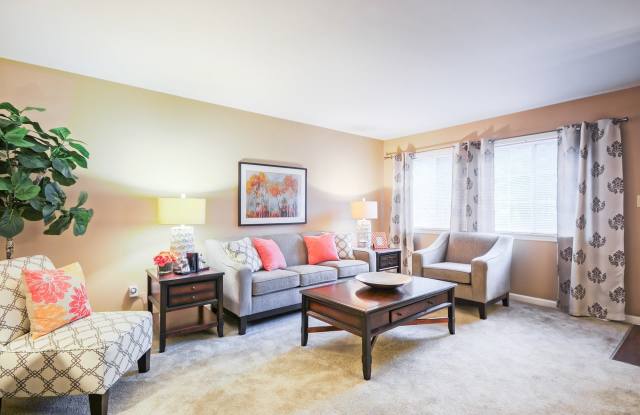 Chateau de Ville Apartments Gallery 2