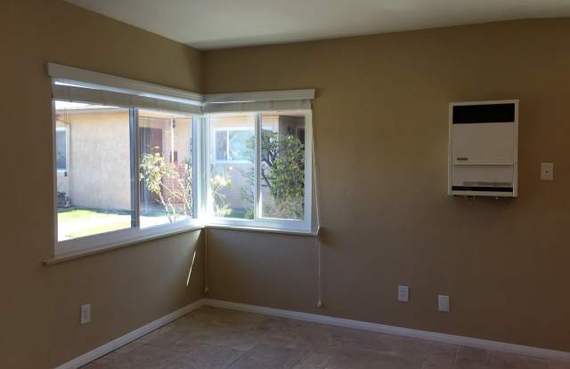 Gorgeous Unit in Imperial Beach! Gallery 4