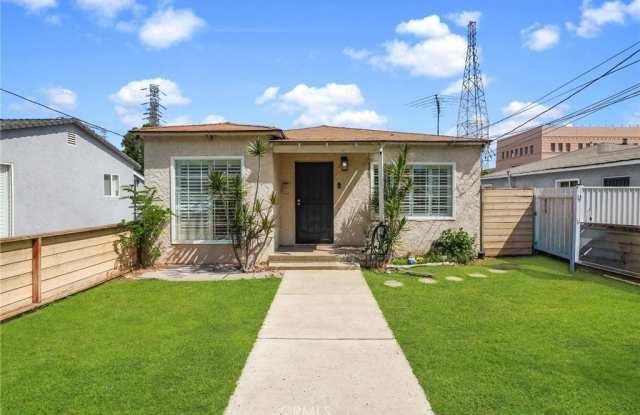 1319 E 68th Street photos photos