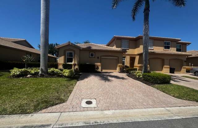 3 bedroom 2 bathroom Furnished home in Reflection Lakes photos photos