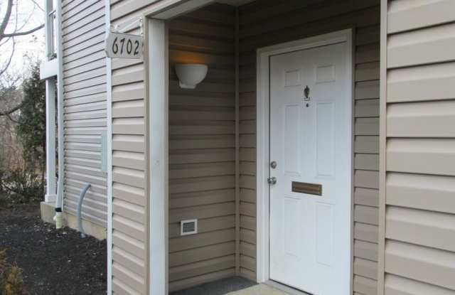 6702 Ridge Rd Gallery 2