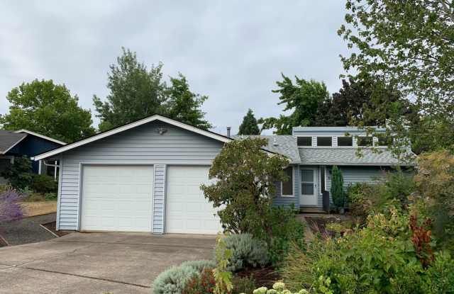 2 Bedroom House ~ Philomath ~ Pet Friendly photos photos