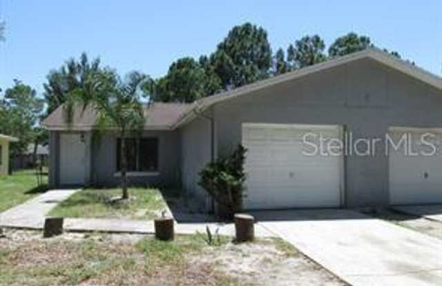 2 bedroom 2 bath Duplex for rent at 3043 Willow Bend Blvd Orlando, Fl. 32808 photos photos