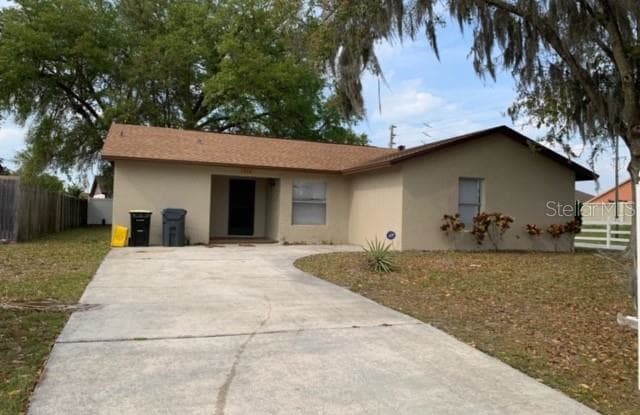 454 BALL COURT - 454 Ball Court, Poinciana, FL 34759